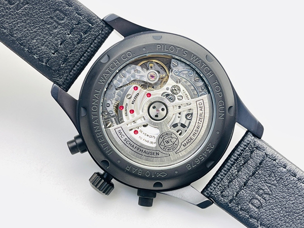 アイ・ダブリュー・シー角部分ディテール